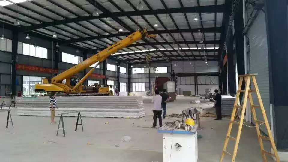雅斯丽智能隔断工厂实景