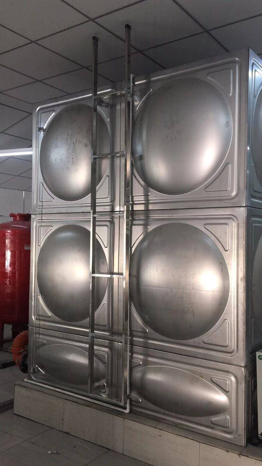 正规的郑州市政不锈钢水箱厂家哪家好？工厂无负压供水设备与太原工矿不锈钢水箱厂家地址详解2026-08-15 16:34:17