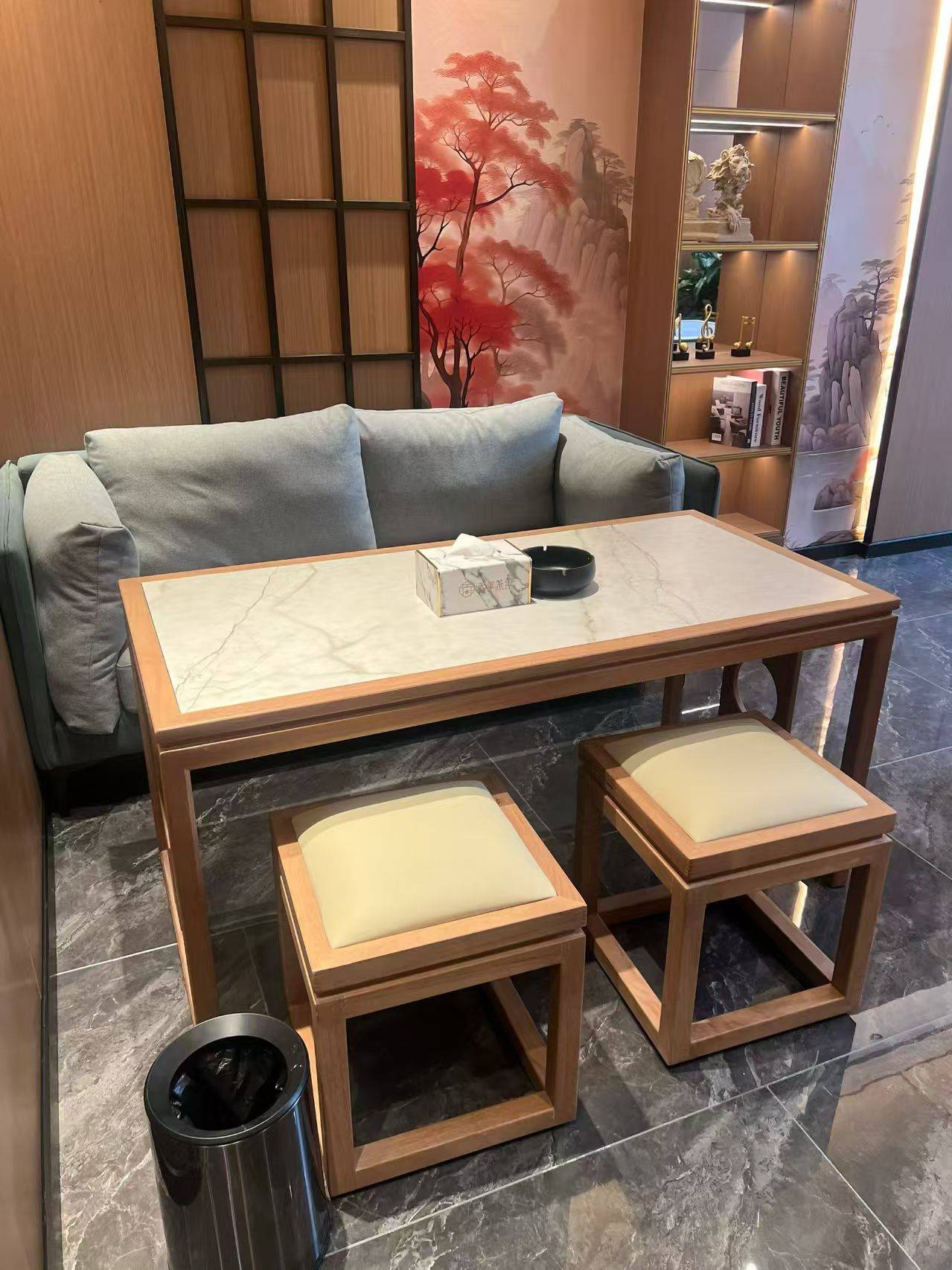 成都威迪斯家具有限公司卡座沙发实拍