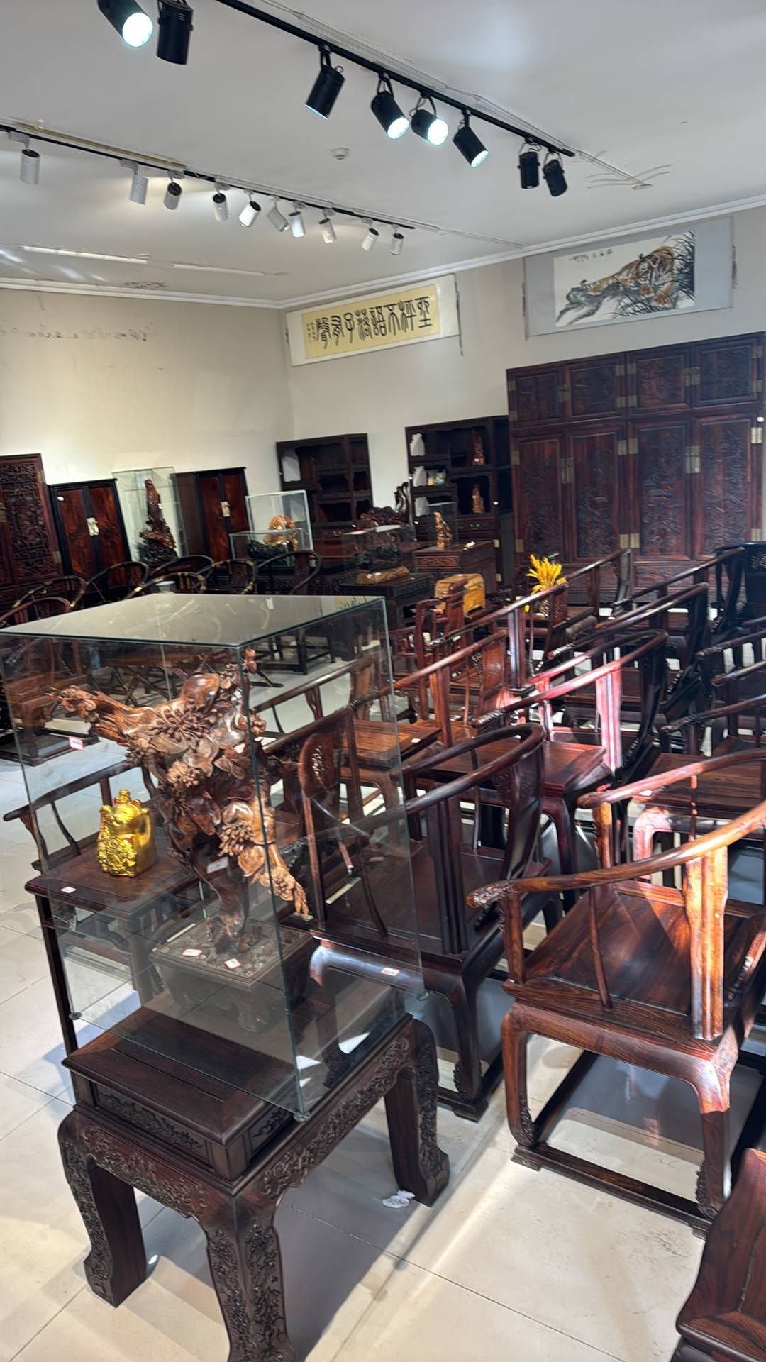 北京鸿轩居红木家具有限公司展厅实景