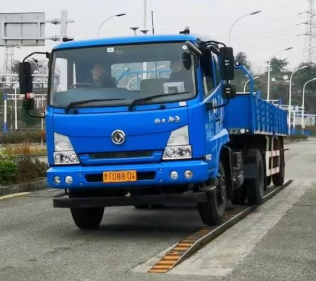 2026年重庆大车驾校怎么选?A1/A2/A3/B2全车型报名指南与机构参考2026-08-25 08:55:59 2026年重庆大车驾校怎么选?A1/A2/A3/B2全车型报名指南与机构参考2026-08-25 08:55:59