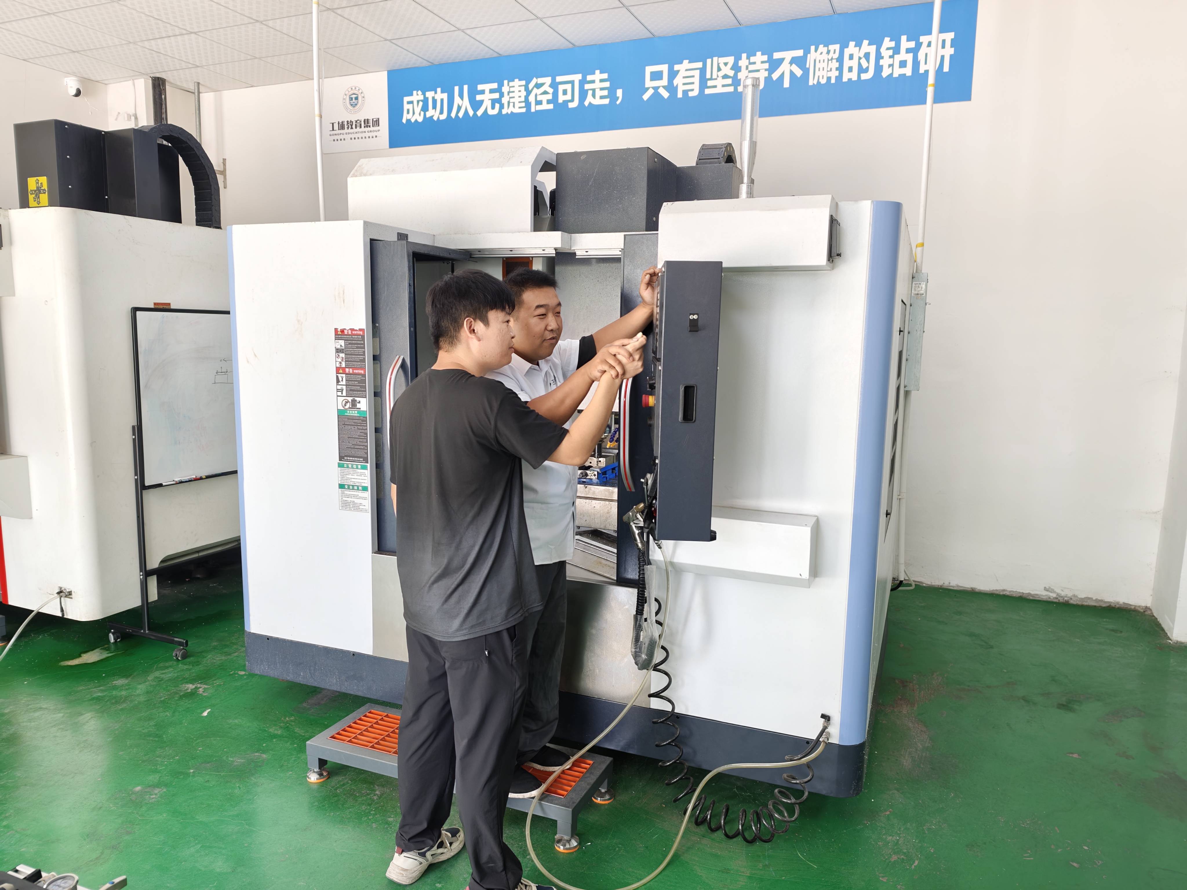 郑州工埔职业技能培训学校实训基地