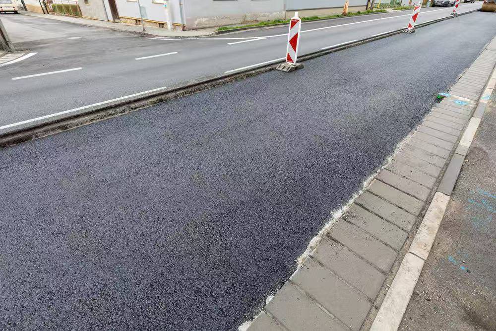 河南黑色沥青道路施工