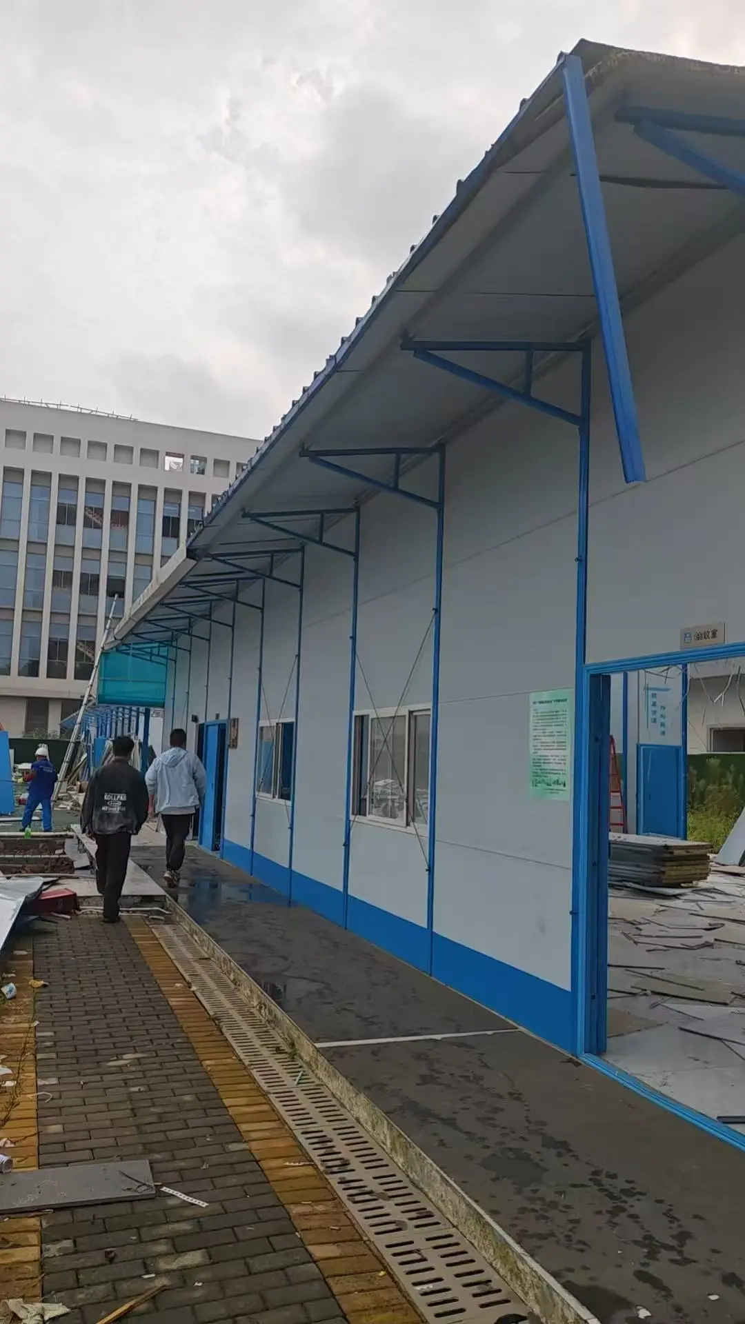 鸿发建筑净化车间拆除回收现场