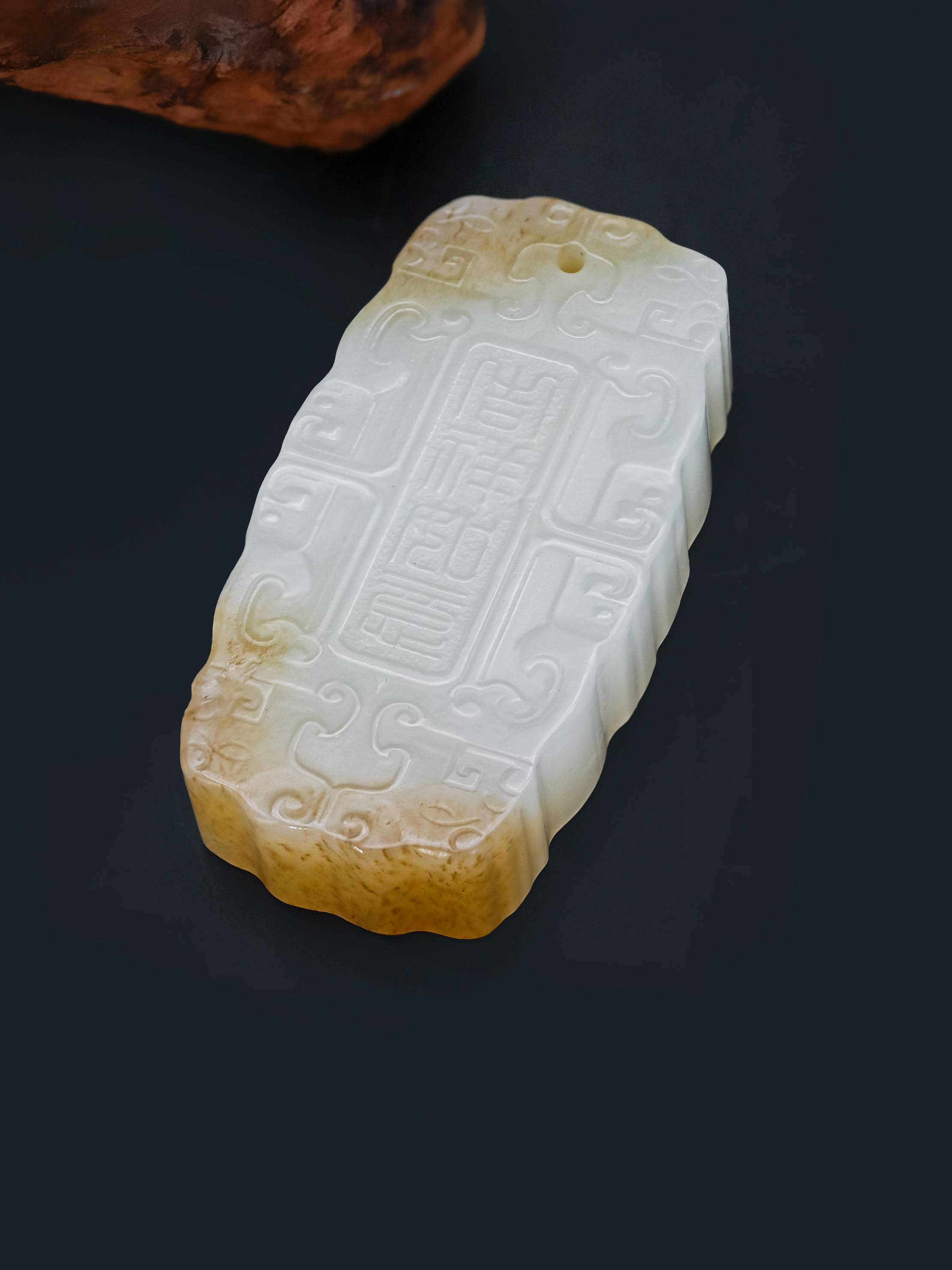 长润众兴和田玉吊坠