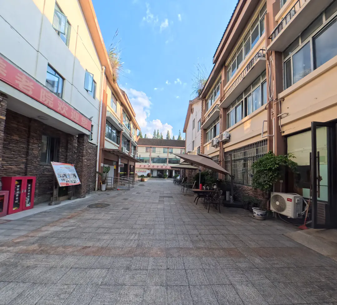 天乡养老院内实景