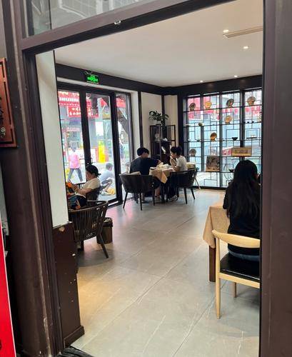 乐山市市中区罗院子临江鳝丝餐饮中河街店