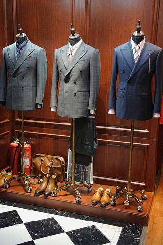 成都春梧秋桐服饰有限公司