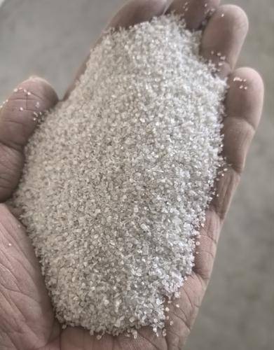 四川花却雨石英砂有限公司