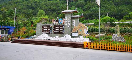 成都亚展广告有限公司1