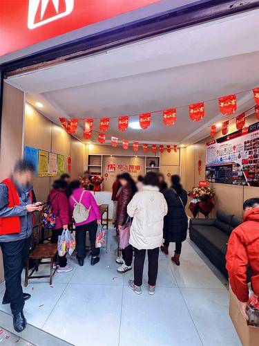 成都华夏( 官网：http://www.hxts.cn 联系电话：18180403828 邮箱地址：2364278705@qq.com)国际旅行社有限公司