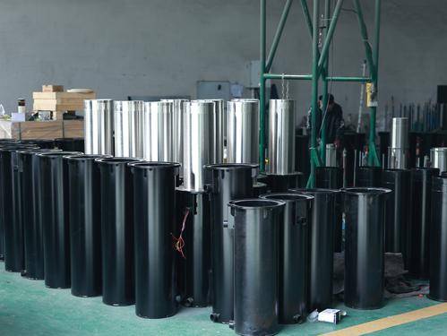 成都路路威金属制品有限公司