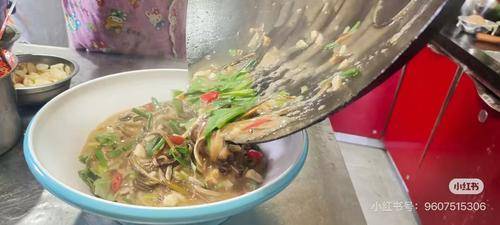 河畔小院临江鳝丝