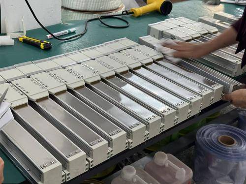 昆山艾富吉机电设备有限公司