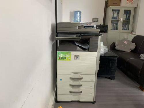 四川小小萤火虫办公设备有限公司