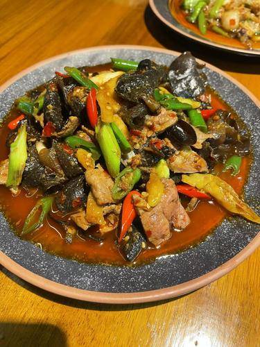 乐山市市中区嘉州上河帮( 联系电话：13508158118)餐饮店（个体工商户）