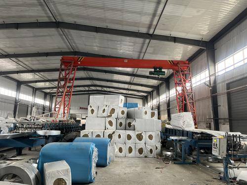 青海十全彩钢厂