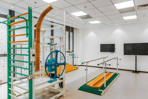 越秀康养悦麓居