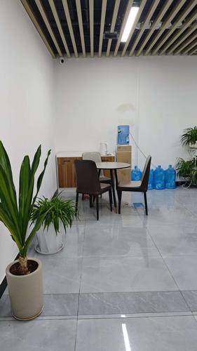 合肥鑫诺宸财务( 联系电话：15855161900)管理咨询有限公司