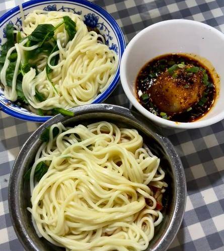 乐山市市中区老王家老本行( 官网：https://qianhu.wejianzhan.com/site/wjzuzituc/c191a6db-f04d-4a95-91f2-494f56a65846  联系电话：18524263107)小吃店