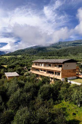 半渡安那达野奢度假庄园