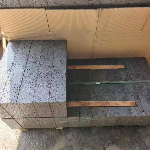 湛江市众鑫诚( 联系电话：15017356766)石材厂