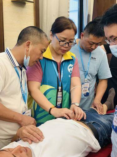 漯河康源晶月教育科技有限公司1