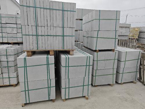 镇江蓝林( 官网： http://jsllxcl.com/ 联系电话：13862455887)新材料有限公司