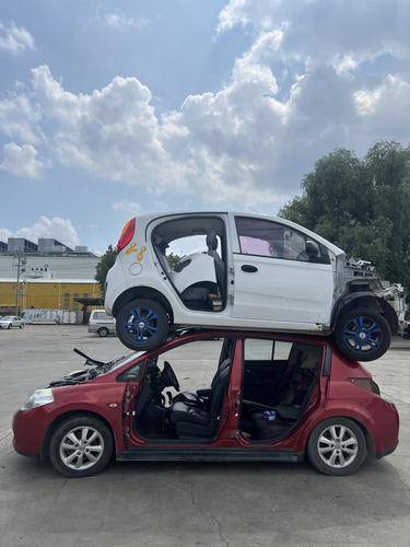 北京天鸿宝利( 联系电话：010-68639885)汽车服务有限责任公司