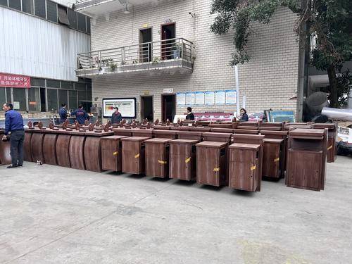 成都亚展广告( 联系电话：18380461980)有限公司1